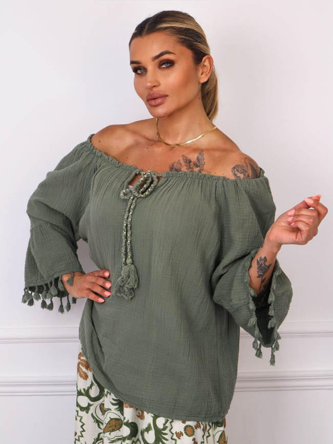 BLUZKA Z WIĄZANIEM I FRĘDZLAMI PRZY RĘKAWACH- ZIELONA