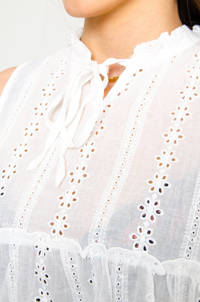 BIAŁA AŻUROWA TRAPEZOWA BLUZKA 