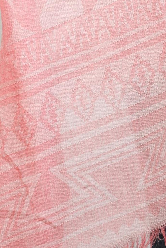 Koralowa chusta wiosenna we wzory