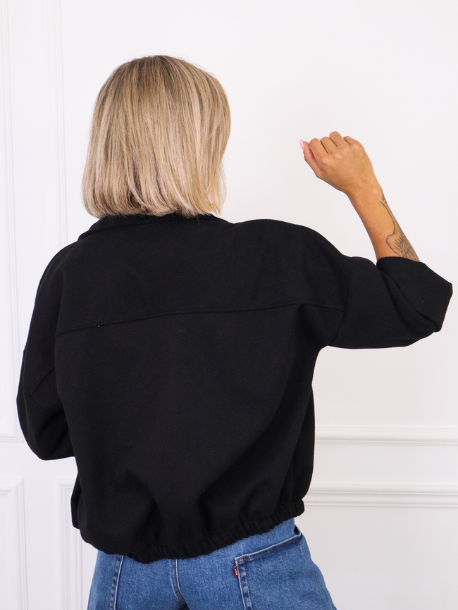 KURTKA OVERSIZE CZARNA ZE ŚCIĄGACZEM NA DOLE