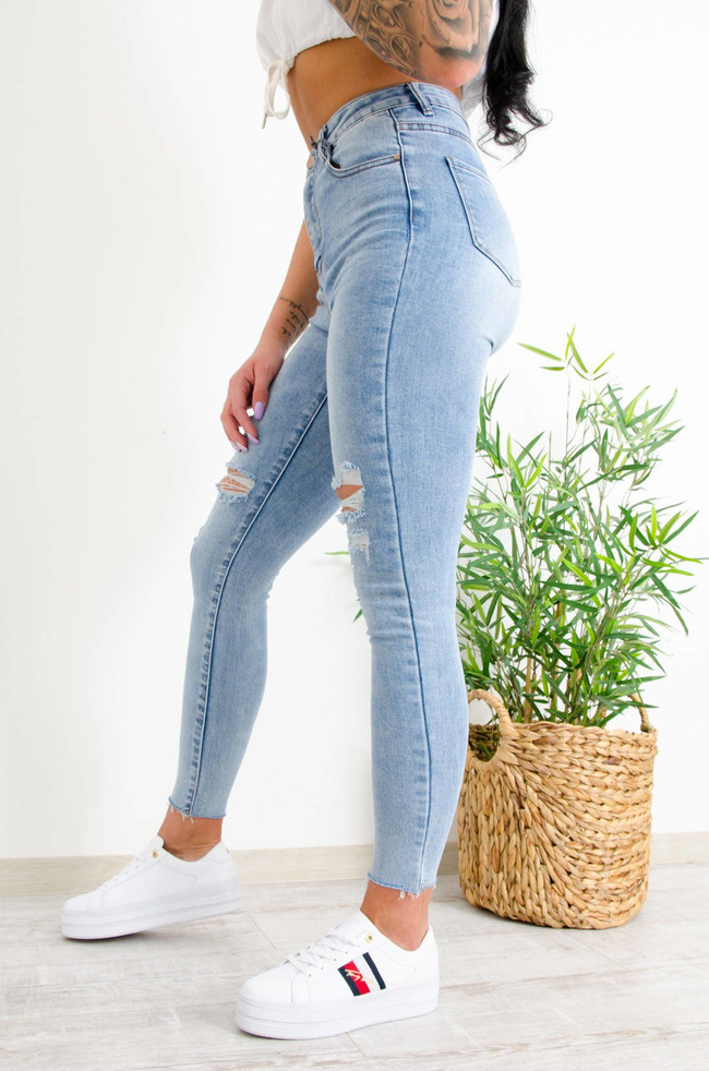 JASNE SPODNIE JEANSOWE Z PRZETARCIAMI-WYSOKI STAN