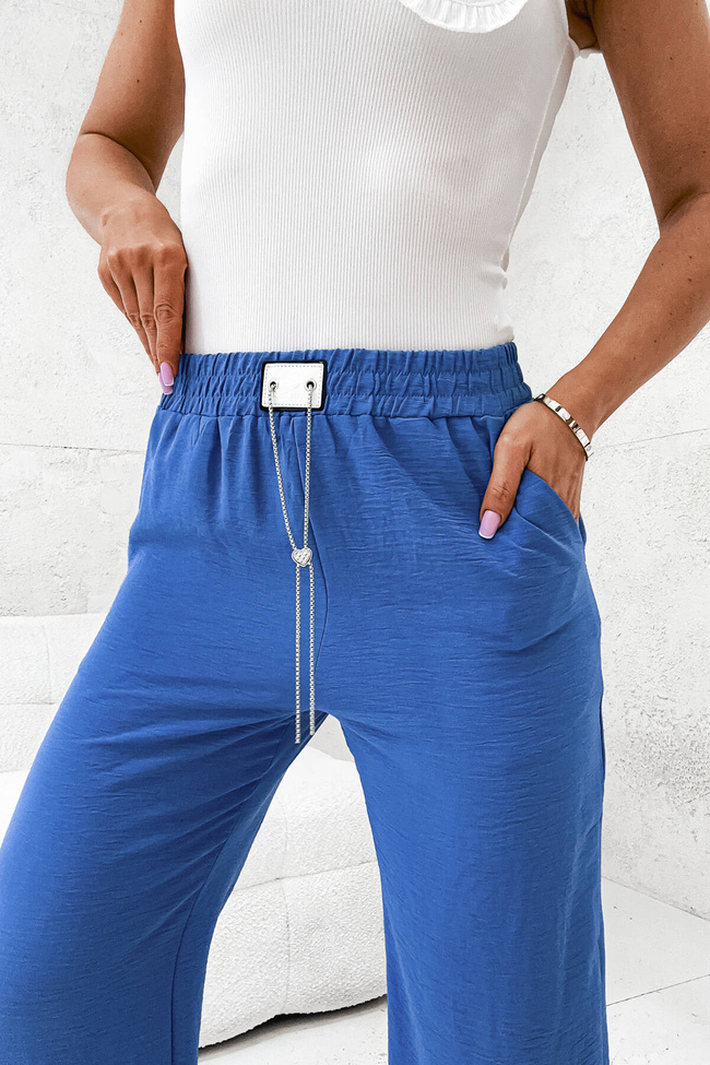 SPODNIE MATERIAŁOWE Z SZEROKĄ NOGAWKĄ I ŁAŃCUSZKIEM W PASIE- NIEBIESKIE