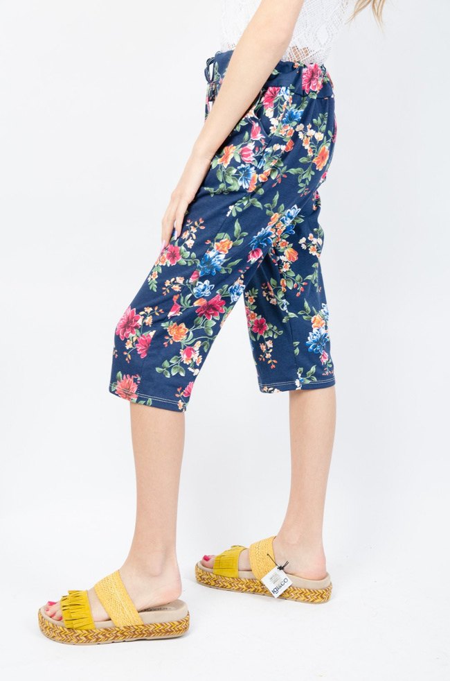 GRANATOWE RYBACZKI DRESOWE W KOLOROWE KWIATY