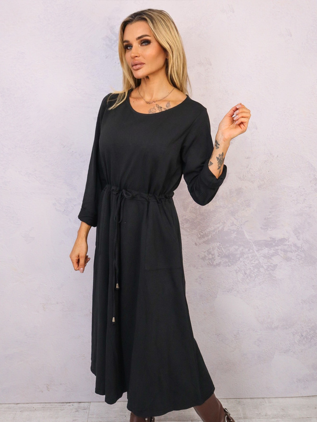 SUKIENKA MIDI WIĄZANA W PASIE- CZARNA