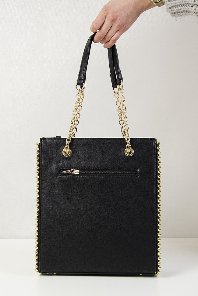 Czarna torebka typu shopper ze złotymi koralikami