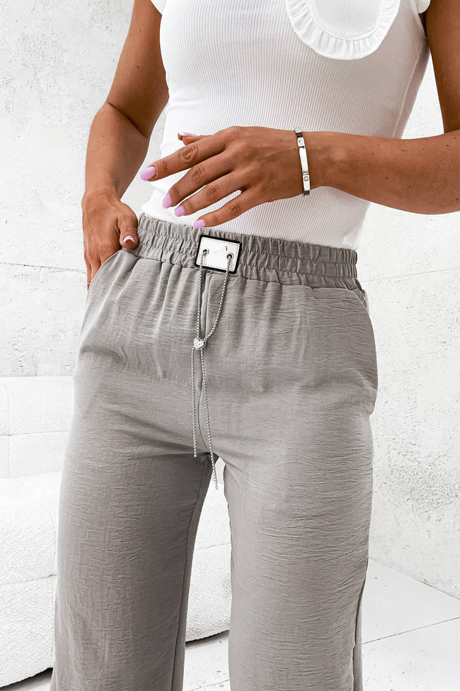 SPODNIE MATERIAŁOWE Z SZEROKĄ NOGAWKĄ I ŁAŃCUSZKIEM W PASIE- BEŻOWE