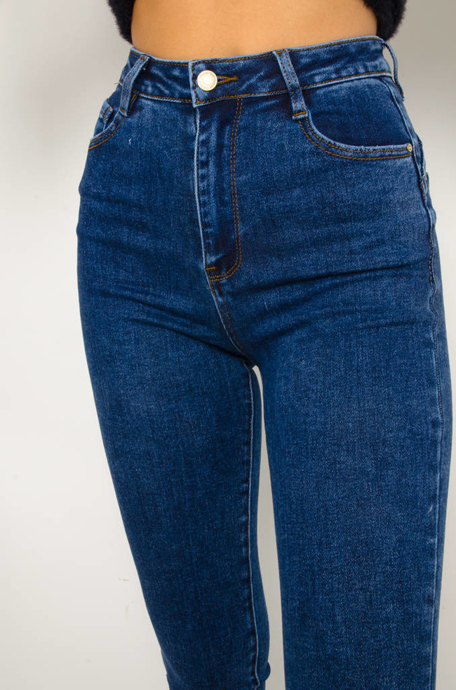 NIEBIESKIE SPODNIE JEANSOWE PUSH UP Z PRZETARCIAMI- BARDZO WYSOKI STAN