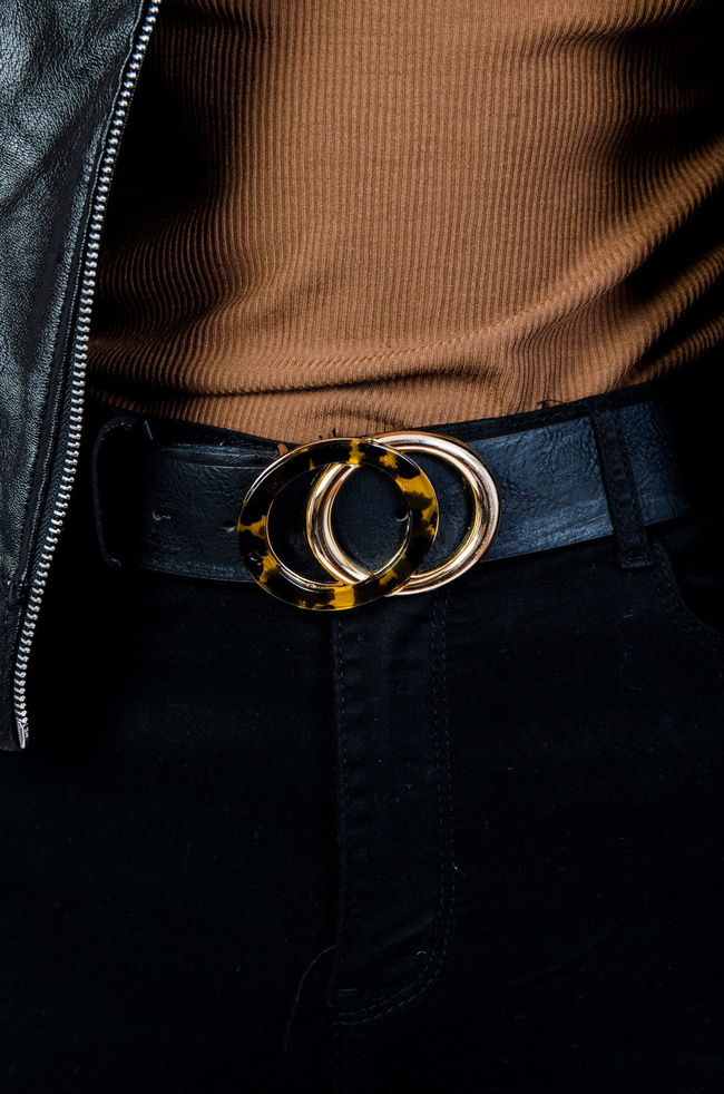 CZARNY PASEK ZŁOTĄ KLAMRĄ 