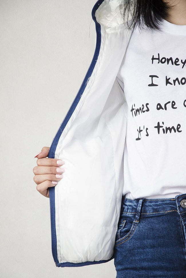 Kurtka pikowana biało-granatowa