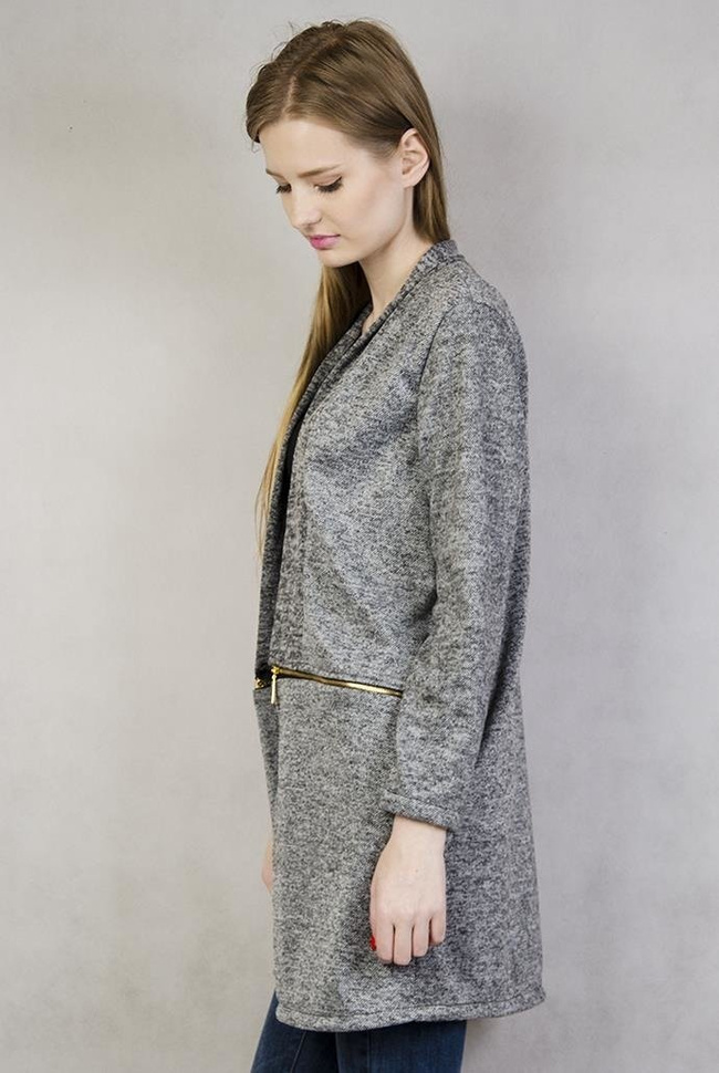 Ciemnoszara narzuta z ozdobnymi, złotymi zamkami