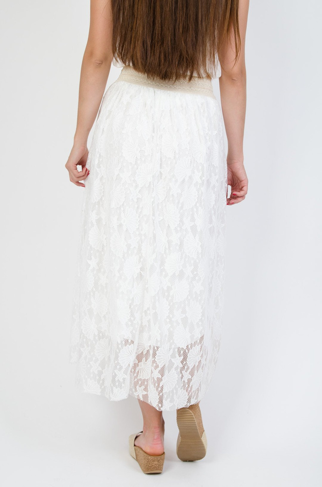 Długa koronkowa spódnica z beżowym pasem