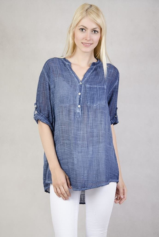 Bluzka granatowa z guziczkami i kieszonką