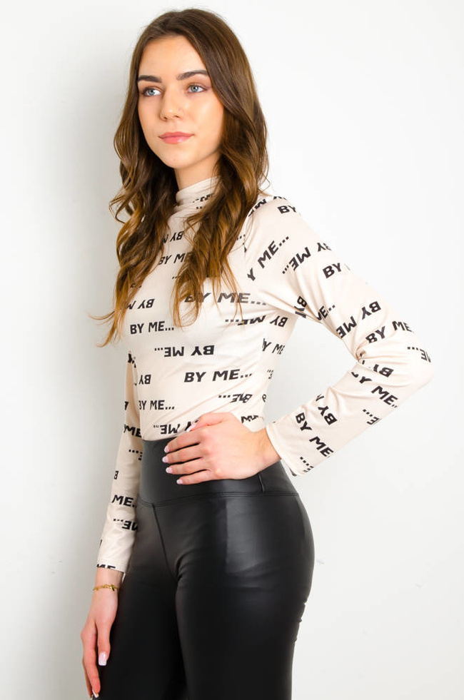 BEŻOWE SATYNOWE BODY Z NAPISAMI