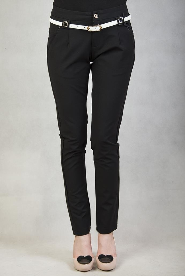 Czarne, eleganckie spodnie materiałowe z paskiem