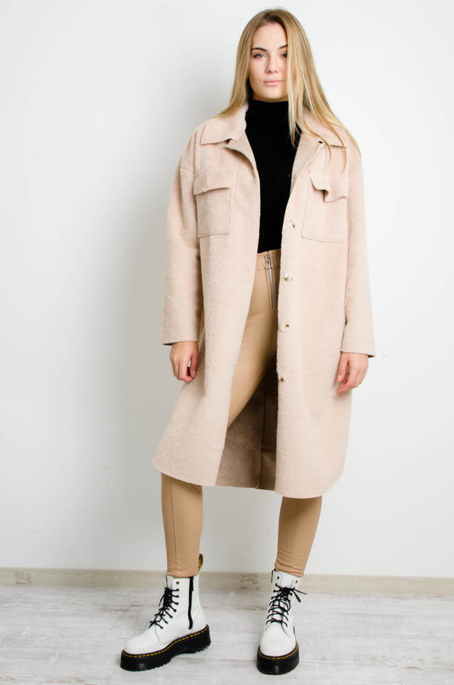 BEŻOWY PŁASZCZ ALPAKA Z KIESZONKAMI