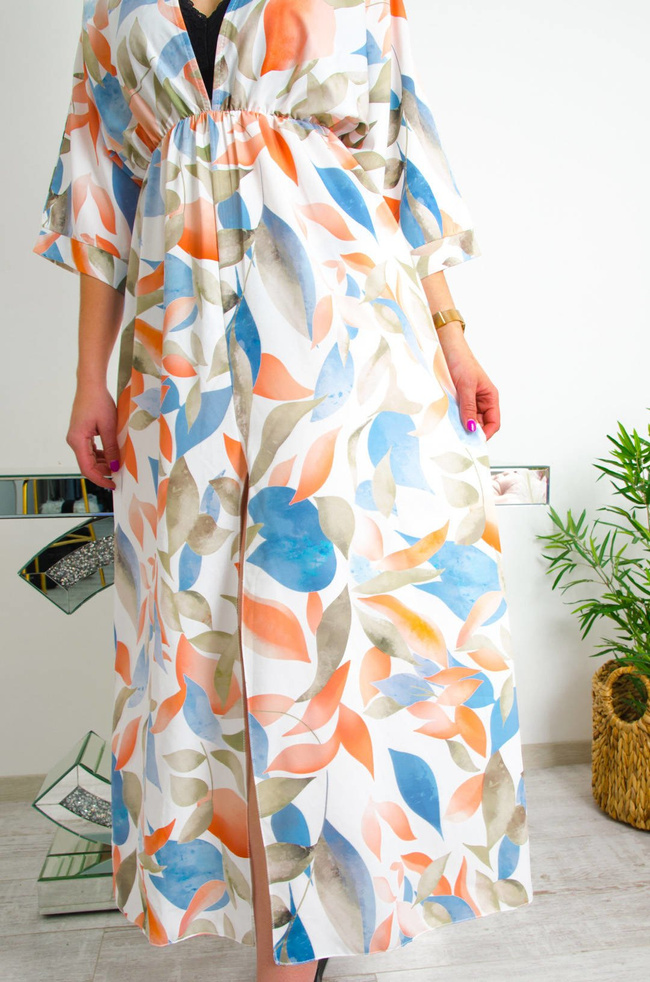 BIAŁA DŁUGA SUKIENKA W MOTYW KWIATOWY -KRÓJ KIMONO