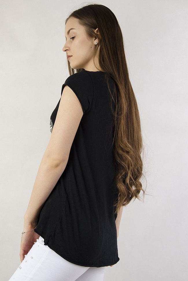 Czarna bluzka z cekinowymi ustami