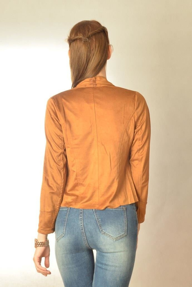 Krótka brązowa narzutka