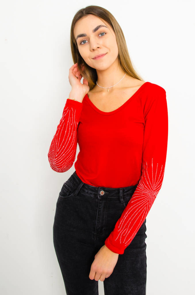 BLUZKA Z OZDOBNYMI CYRKONIAMI NA RĘKAWACH- CZERWONA