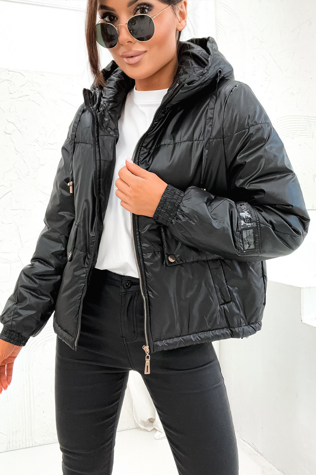 KURTKA ASYMETRYCZNA ZE ZŁOTYMI ELEMENTAMI- CZARNA