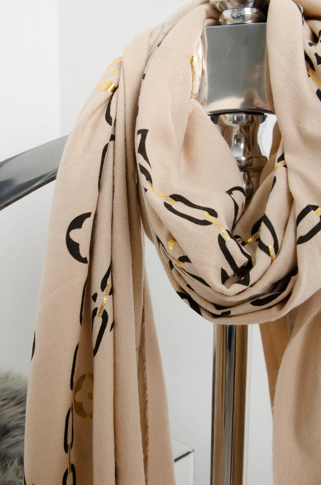 SZAL ZE ZŁOTYM ZDOBIENIEM W KOLORZE CIEPŁEGO BEŻU