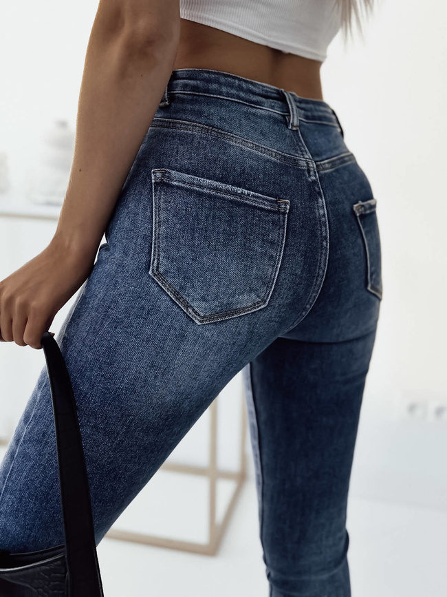 GRANATOWE SPODNIE JEANSOWE Z PRZETARCIAMI- BARDZO WYSOKI STAN