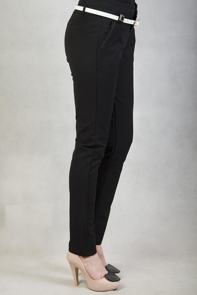 Czarne, eleganckie spodnie materiałowe z paskiem