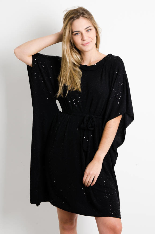 CZARNA BŁYSZCZĄCA SUKIENKA- NIETOPERZ