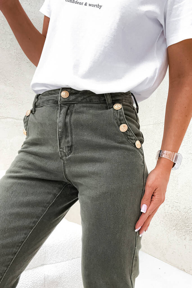 SPODNIE MOM FIT Z OZDOBNYMI GUZIKAMI NA KIESZENIACH - ZIELONE