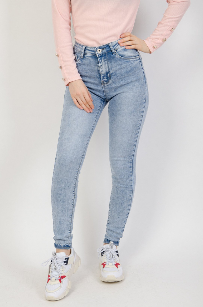 Jasne cieniowane spodnie jeansowe z wyższym stanem