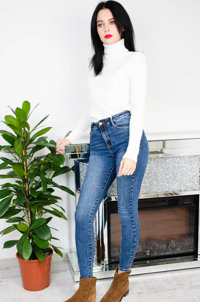 KREMOWY PRĄŻKOWANY GOLF ZE ZŁOTYMI GUZIKAMI