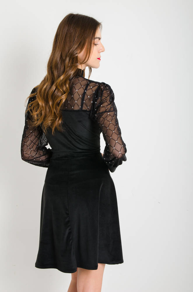 WERULOWA ROZKLOSZOWANA SUKIENKA Z SIATKĄ