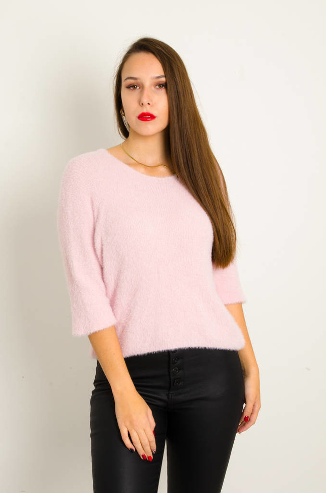 FUTRZANY SWETER NIETOPERZ- RÓŻOWY