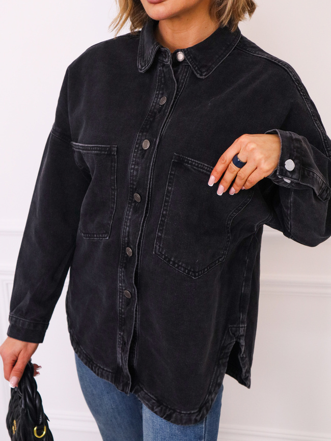 KOSZULA JEANSOWA Z KIESZENIAMI ZAPINANA NA GUZIKI- CZARNA