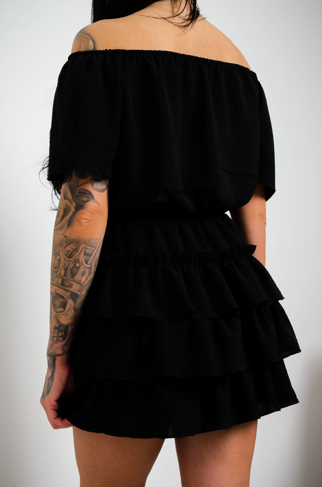 CZARNA KRÓTKA BLUZKA Z WIĄZANIEM