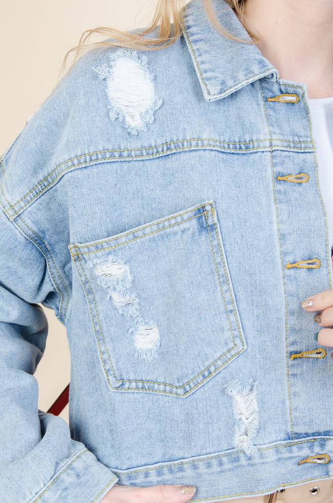 KURTKA JEANSOWA Z FRĘDZLAMI NA PLECACH