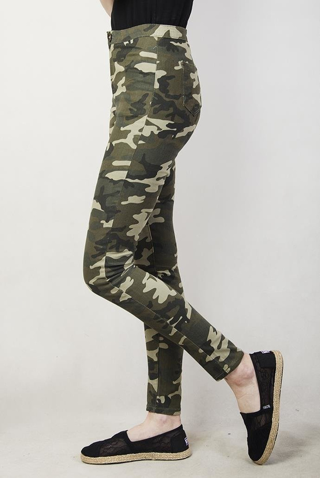 Spodnie moro z wysokim stanem