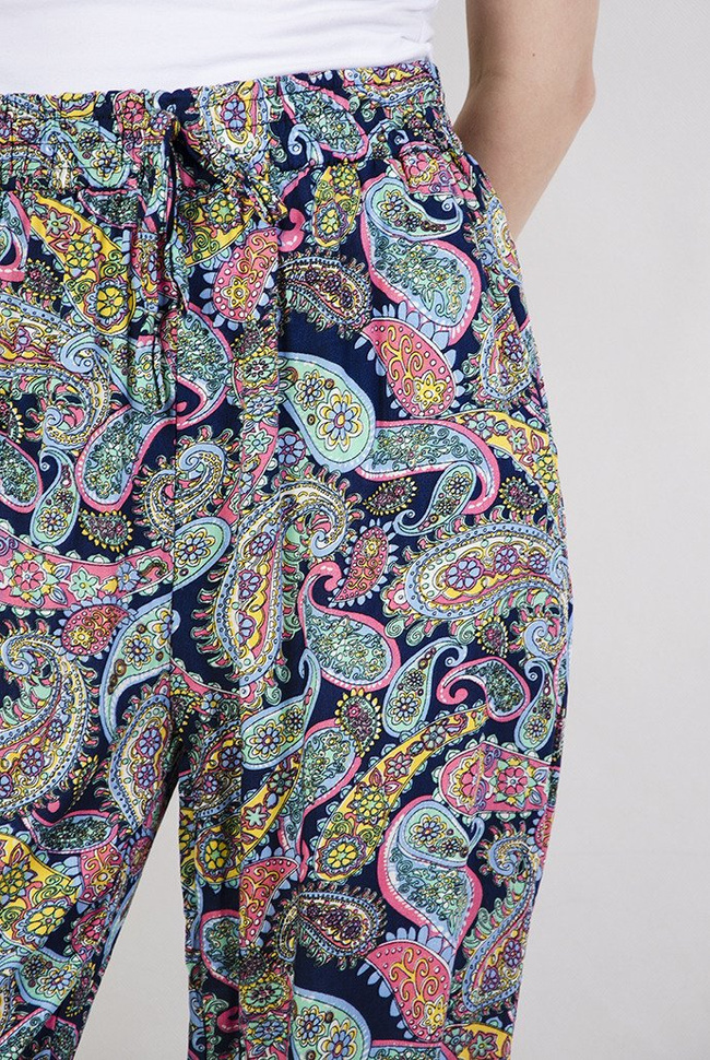 Wzorzyste spodnie alladynki niebiesko-granatowe