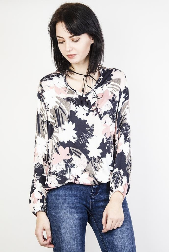 Bluzka w motyw kwiatowy, z wiązaniem w dekolcie