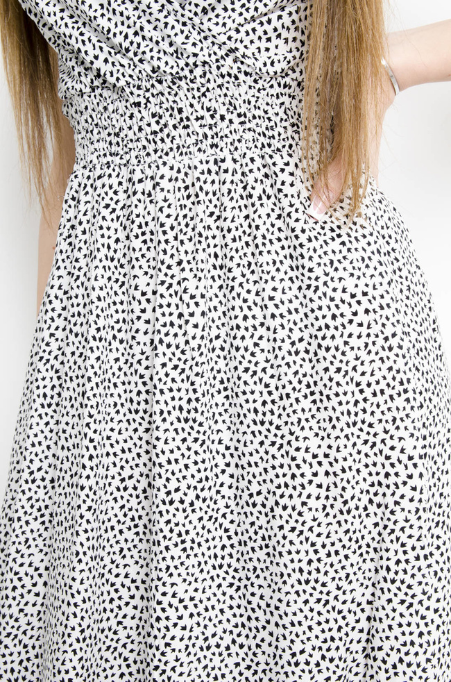 SUKIENKA MAXI WZORZYSTA - BIAŁA