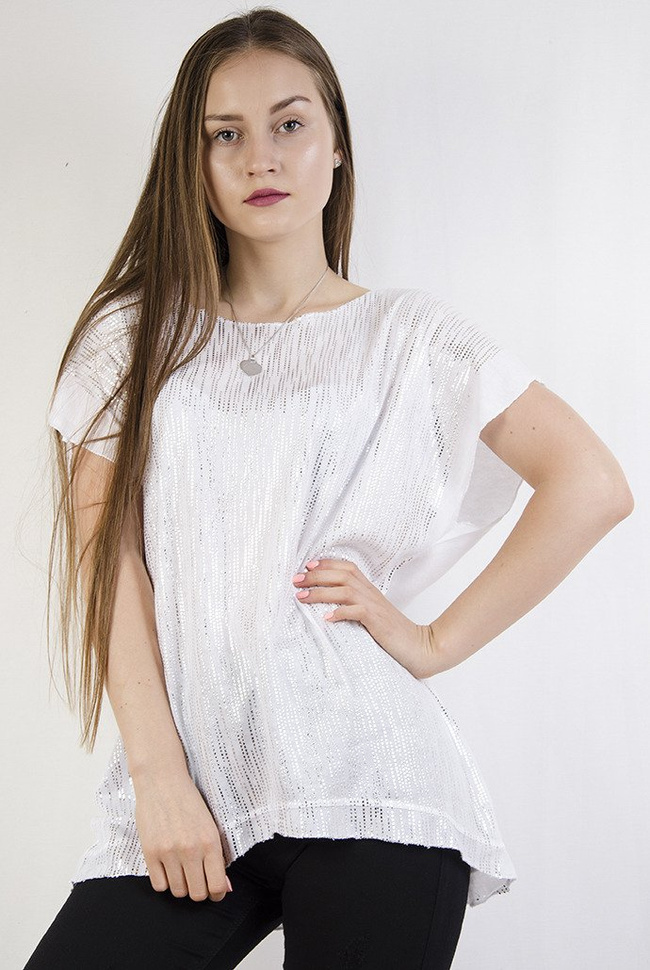 Biała bluzka ze srebrną aplikacją