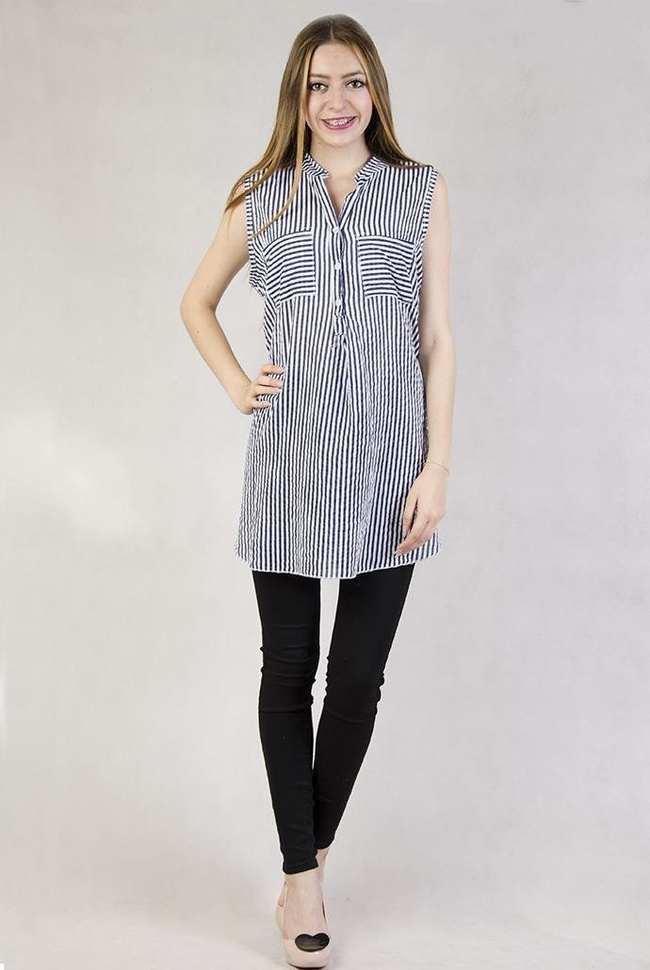 Koszula w biało-granatowe paski na ramiączka