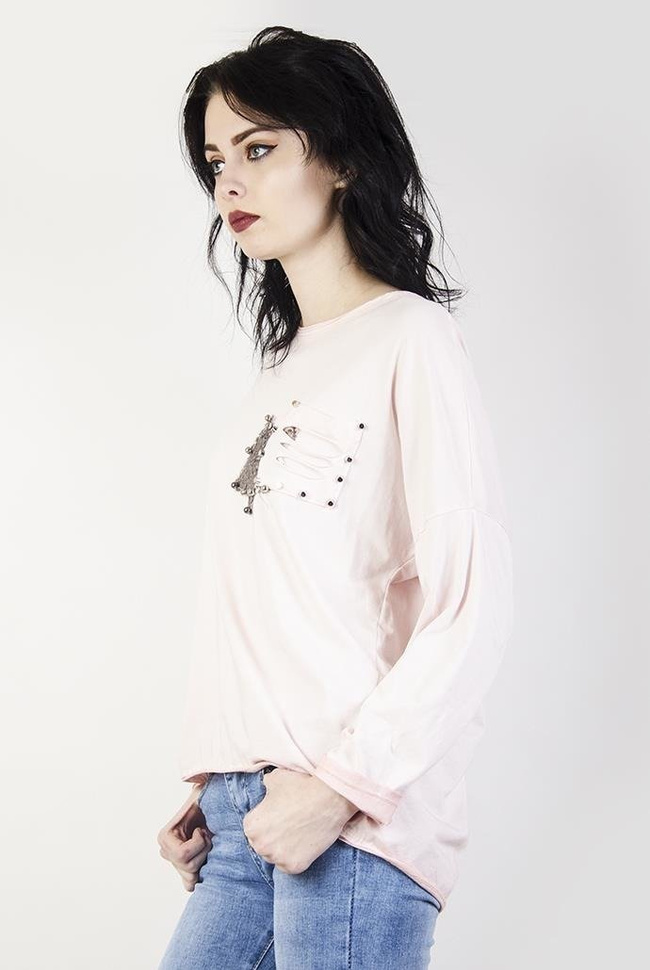 Jasnoróżowa bluzka z gwiazdą