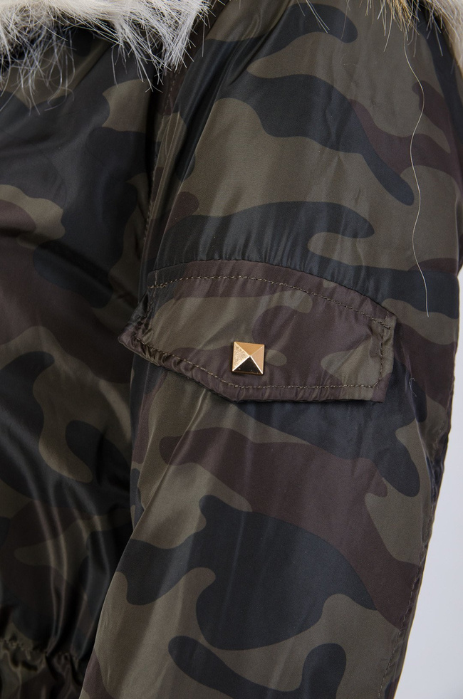 Kurtka moro ocieplana z futerkiem