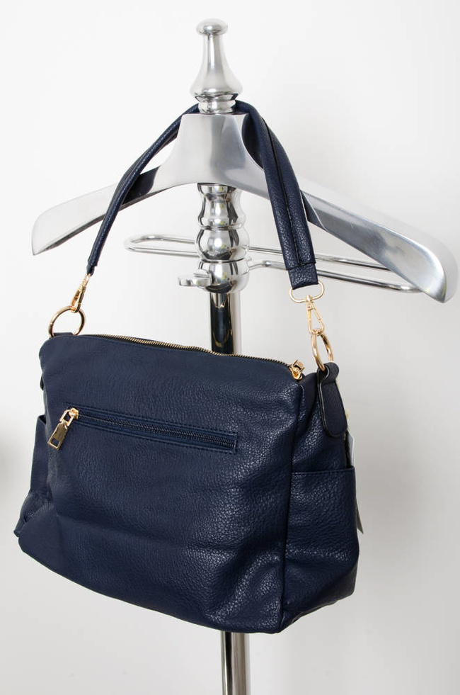 GRANATOWA TOREBKA TYPU SHOPPER Z OZDOBNYMI ZAMKAMI