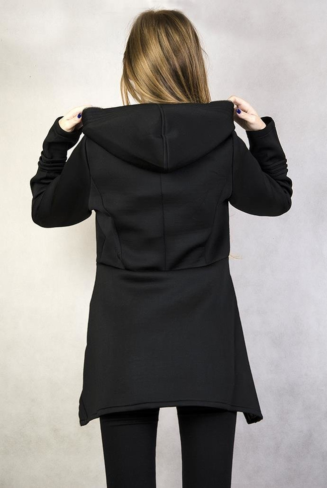 Wygodny intensywnie czarny płaszczyk