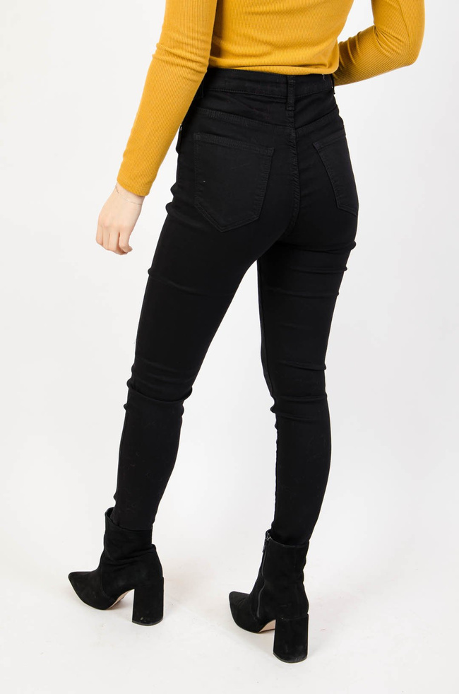  Intensywnie czarne spodnie jeansowe Plus Size (M-4 XL)