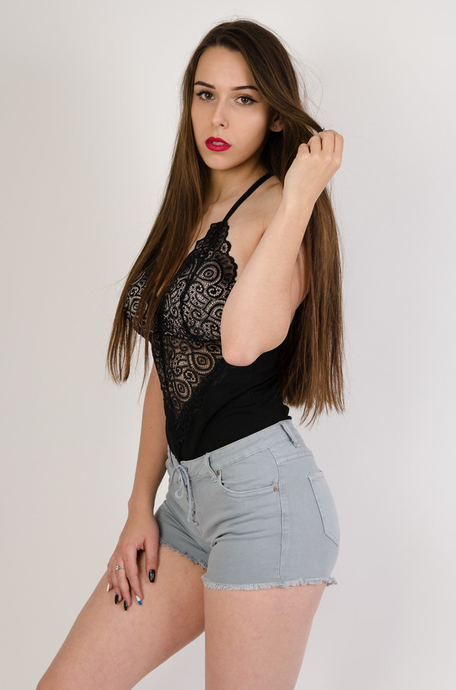 Czarno-beżowe koronkowe body