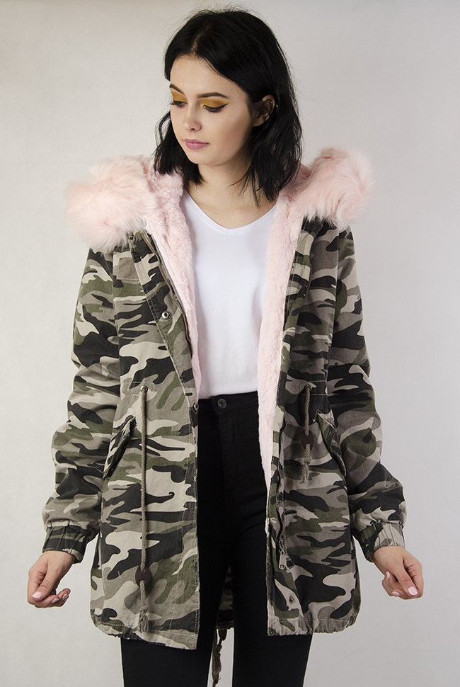 Ocieplana kurtka moro z różowym futerkiem