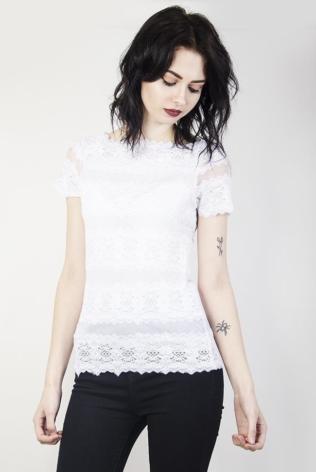 Biała bluzka koronkowa z krótkim rękawem